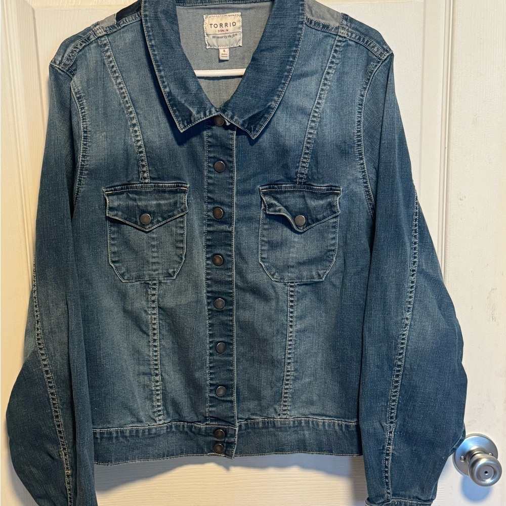 Torrid Women's Blue Denim Jacket Custom Painted Size 4